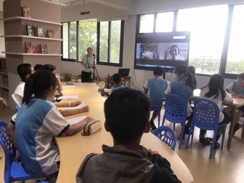 Winnie Su - 與國外老師視訊