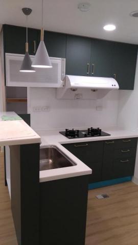 陳先生 - 廚具中島