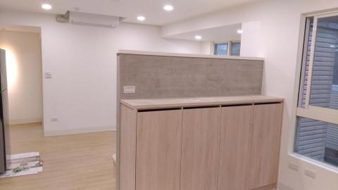 陳先生 - 電視牆背面鞋櫃及SPC卡扣地板