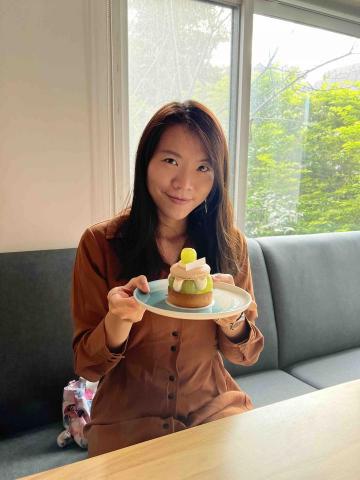 提供ptt爬蟲服務的專家姜怡媶