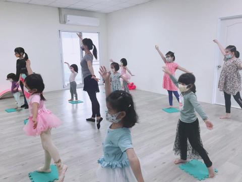 樹·小草親子/瑜珈/舞蹈 - 兒童舞蹈課