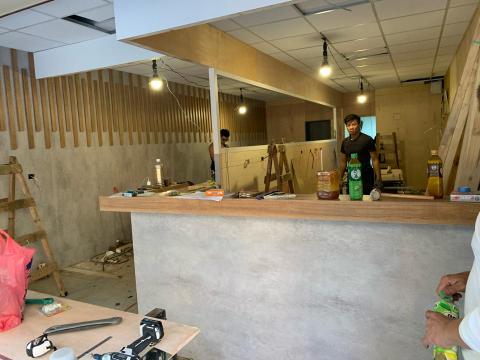 張嘉豪 - 店面裝潢