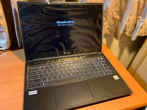 蘇家緯 - 全新客製化筆電銷售