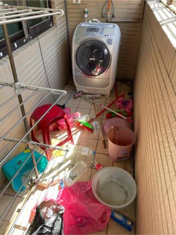 小p清潔🧹 - 後陽台整理前