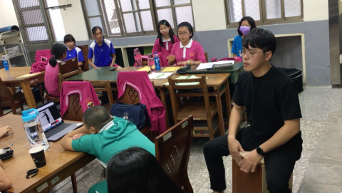 虎斑貓音樂工作室 - 光正國中木箱鼓社社課 虎斑貓音樂工作室 - 光正國中木箱鼓社社課