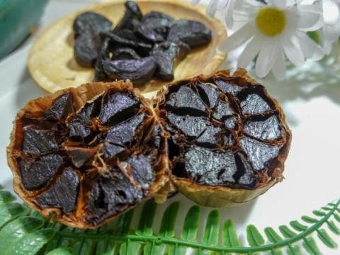 1個媽咪2個寶》親子旅遊/生活/住宿/美食體驗 - 宅配食材》勝蒜在握黑蒜組(自己烹煮)