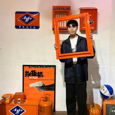 提供python課程高雄服務的專家吳政持 數理家教