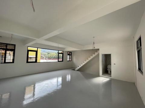 凱聿油漆-許賜哲 - 