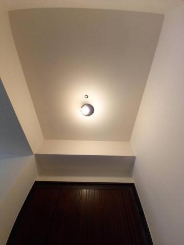 js創意噴塗 - 桃園平鎮 色系玫瑰白