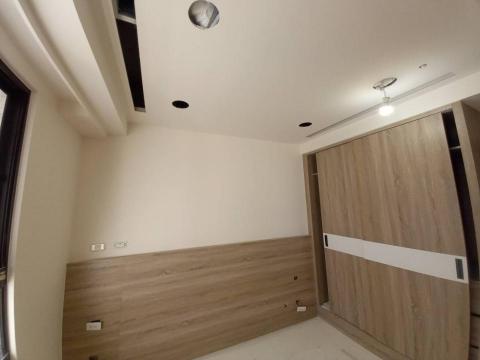 js創意噴塗 - 桃園平鎮 色系玫瑰白