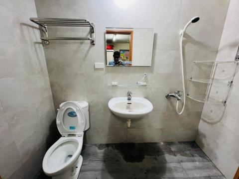 許竣霖 - 衛浴設備安裝