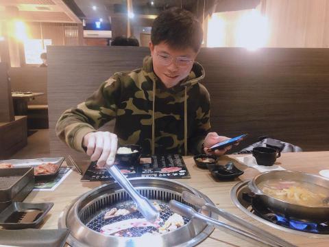 提供馬桶服務的專家林久禾