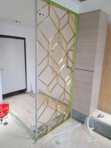 隆都營造有限公司 - 鍍鈦造型屏風