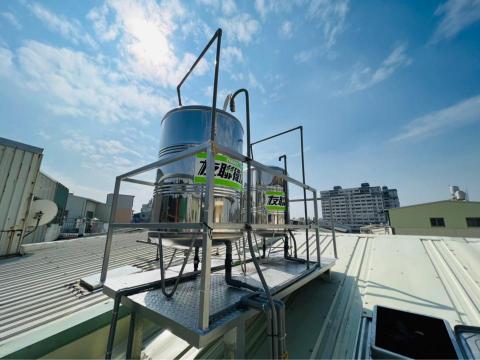 許竣霖 - 水塔安裝