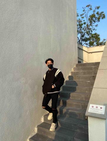 提供訓練狗服務的專家家教