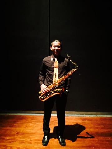 MAKOTO 薩克斯/健身 教學 - 演出照-TS