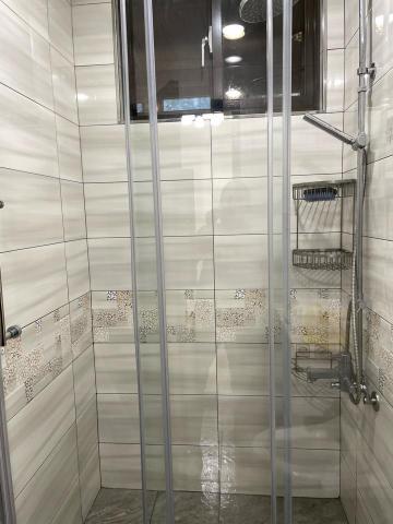 李小姐 - 浴室乾濕分離玻璃除厚水垢 李小姐 - 浴室乾濕分離玻璃除厚水垢