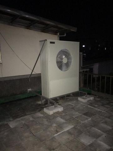 冷氣安裝、清洗、維修 - 大型氣冷廂型室外機