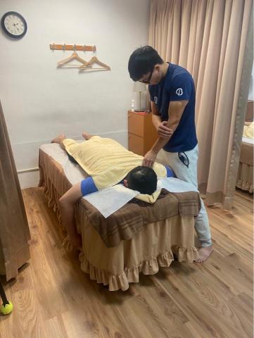 (Trevor)專業調理運動按摩 - 中式指壓 (Trevor)專業調理運動按摩 - 中式指壓