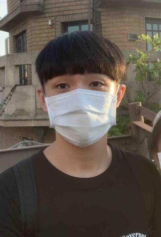 提供奧數題目小一服務的專家傅詠軒