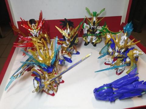 馬特模型代工(請看清自介再來) - SD 群英傳 (第一行 左至右 張飛，劉備，關羽)
(第二行 左至右 曹操， 趙雲)