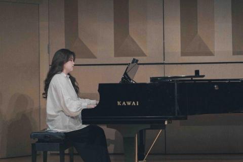 提供音樂課服務的專家陳怡廷