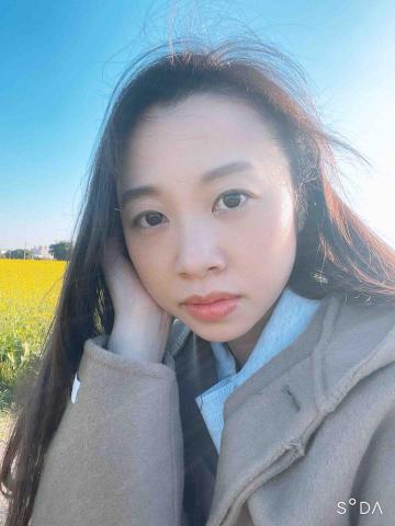 提供宣傳海報服務的專家廖怡婕