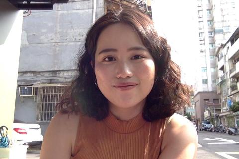 提供寄貨便服務的專家Nina