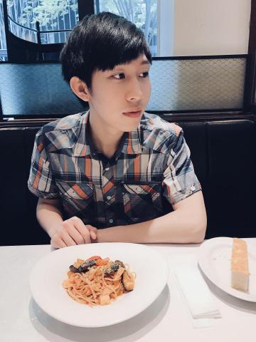 提供動漫a服務的專家何季衡