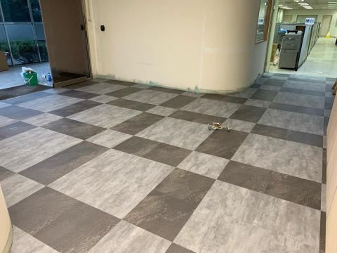 新麗窗簾裝潢行 -  新竹科技公司 地磚拼貼