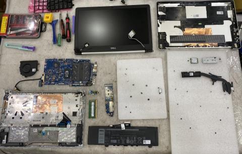 錢進資訊 新竹電腦維修 到府服務 電腦筆電新機銷售 - 筆電軟體硬體問題，筆電清潔維修，泡水搶救，電池螢幕鍵盤更換都可以幫您輕鬆搞定！