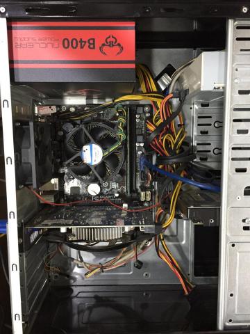 錢進資訊 新竹電腦維修 到府服務 電腦筆電新機銷售 - 還我漂亮拳！讓你乾淨如新！