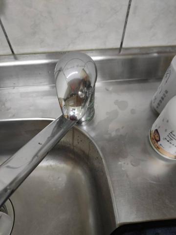 蔣小姐 - 水垢清理後