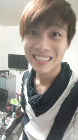 提供pvc地磚服務的專家黃子軒