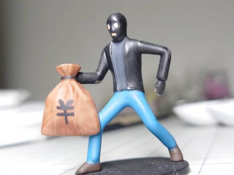 Alien模型代工 - 小人物上色填補偷料