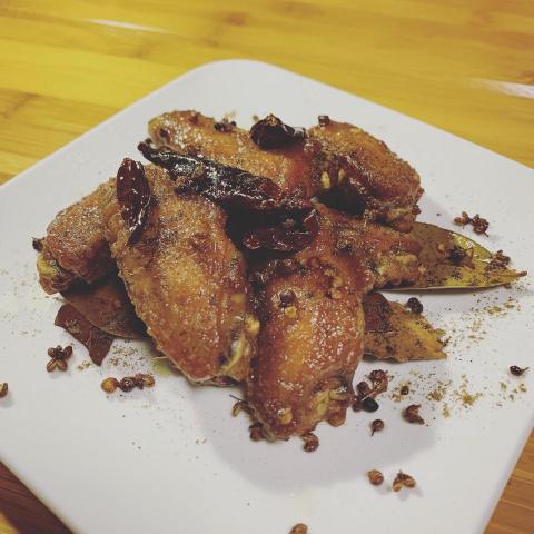 Cook & Clean - 椒麻雞翅?
下酒必須??
嗜麻辣者?首選！