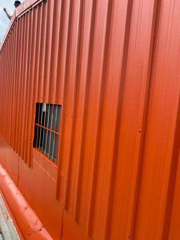 旭懿工程行 - 屏東 屋頂側邊紅丹防鏽、面漆施工中