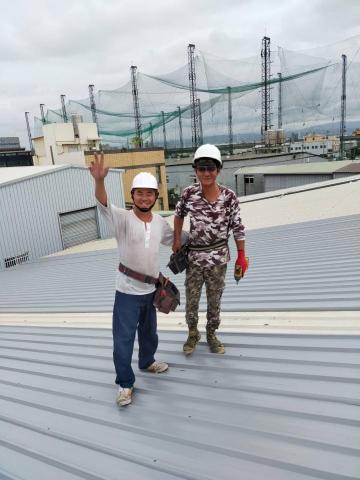 鼎全鐵皮屋工程行-陳泰隆 - 做工的人不怕辛苦.真材實料.為您打造一個舒適的安全堡壘. 鼎全鐵皮屋工程行-陳泰隆 - 做工的人不怕辛苦.真材實料.為您打造一個舒適的安全堡壘.