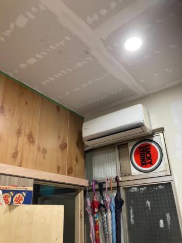 威振油漆工程 - 矽酸鈣接縫批土