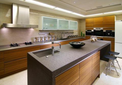 雨辰企業社 -  雨辰企業社 -