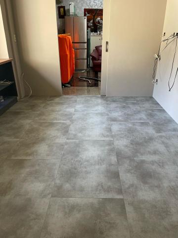 聖辰地板設計(塑膠地板代工達人賴桑) - 卡扣防水石紋板,60cmx90cm 聖辰地板設計(塑膠地板代工達人賴桑) - 卡扣防水石紋板,60cmx90cm