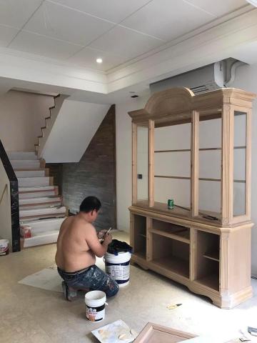 黃小姐（西門洋行） - 油漆團隊中最認真暖男就是他