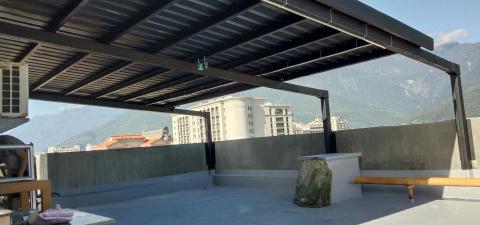 顏志邦-花蓮油漆/防水工程 - 鐵皮粉刷（黑）+地板防水