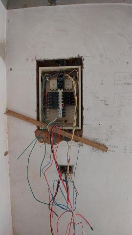 簡廷宇 - 更換開關箱