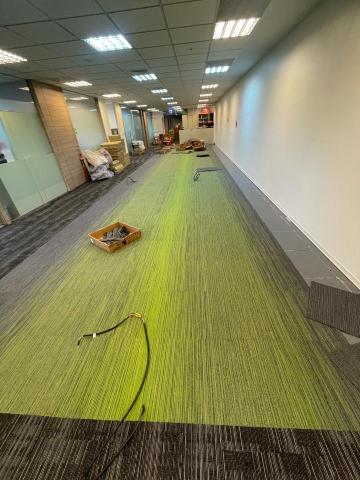 趙師傅 - 商辦-方塊地毯拼成漸層色