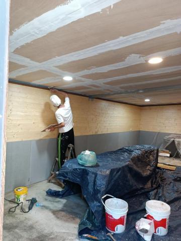 陳勇合 - 油漆粉刷