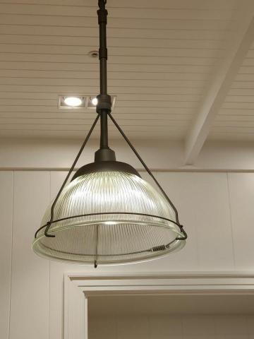 柏帝照明小顏 - 