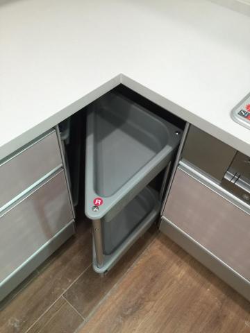 雨辰企業社 - 轉角櫃中的秘密3 雨辰企業社 - 轉角櫃中的秘密3