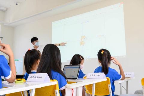 玄耀 - 程式設計班級講師