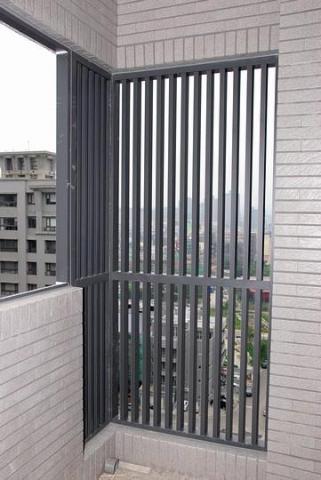 鉅大科技實業社 - 工作陽台格柵 鉅大科技實業社 - 工作陽台格柵